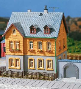 HT Werkswohnhaus - Auhagen 12258 Spur H0