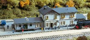 N Bahnhof Radeburg - Auhagen 14453 Spur N