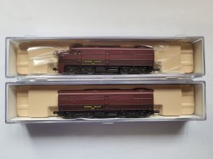 N Diesellok 2tlg. FA1/FB1 Lehigh VaValley #548/549 USA - Brawa L07448 Spur N