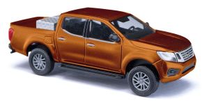 Nissan Navara mit Alukiste, G - Busch 53720 1:87