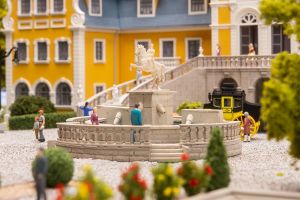 Schlossgartenbrunnen - Faller 130129 Spur H0