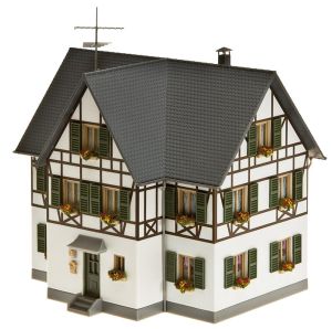 Zweifamilienhaus mit Fachwerk - Faller 130259 Spur H0