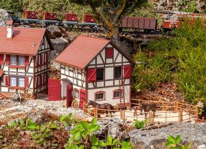 Stallung LxBxH)335 x 325 x 367 mm - Faller 331727 Spur 2m / G