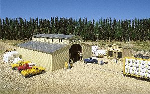 Holzlagerhalle Walter & Sons - Faller 533057 Spur H0