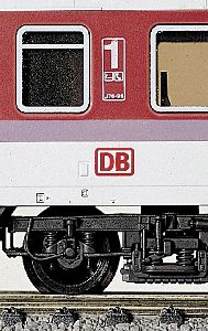 DB AG-Logos neuester Ausf�hrung f�r Reisezugwagen - Fleischmann 9553 Spur N