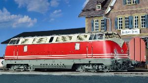 ML3000CC KM rot/weiss EpIIIb Diesellok - KM1 103002 Spur 1