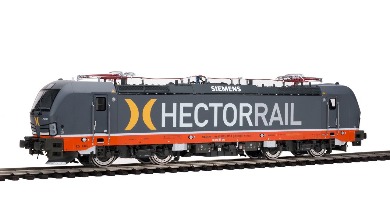 E-Lok VECTRON BR 243 001 HECTORRAIL - KM1 109309 Spur 1