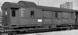 Einheits-Packwagen Pwi-29 DB IIIb flaschengr�n - KM1 202909B Spur 1