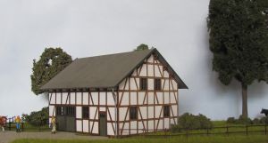 Fachwerk-Bauernhaus - Laffont H501 Spur H0
