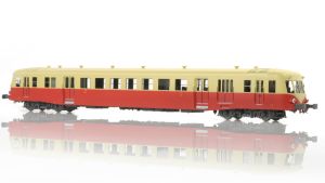 Triebwagen X 2403 SNCF Autorail Picasso - Lematec H02034A Spur H0