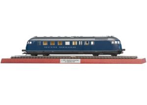 Salon-Triebwagen VT 92 502 blau MHI 2024 - Maerklin 39698 Spur H0