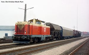 Diesellok BR 211 VLTJ V + DSS PluX22 - Piko 52100 Spur H0