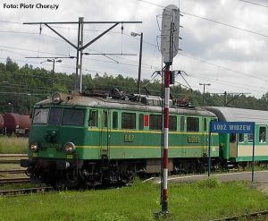 E-Lok/Sound EU07 PKP V + PluX22 Dec. - Piko 96359 Spur H0