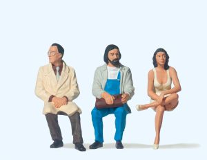 Sitzende Reisende - Preiser 45077 Spur 2m / G