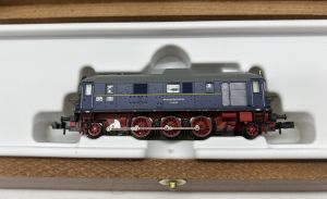 Diesellok  V140 01 DB DB blau Museumsausf�hrung - Trix 12802 Spur N
