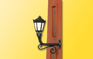 N Wandlaterne LED warmwei� - Viessmann 64711 Spur N