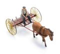 Heurechen mit pferd + Figur