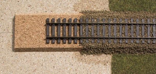 61831 Auhagen - H0 Granit-Gleisschotter erdbr - allgemein