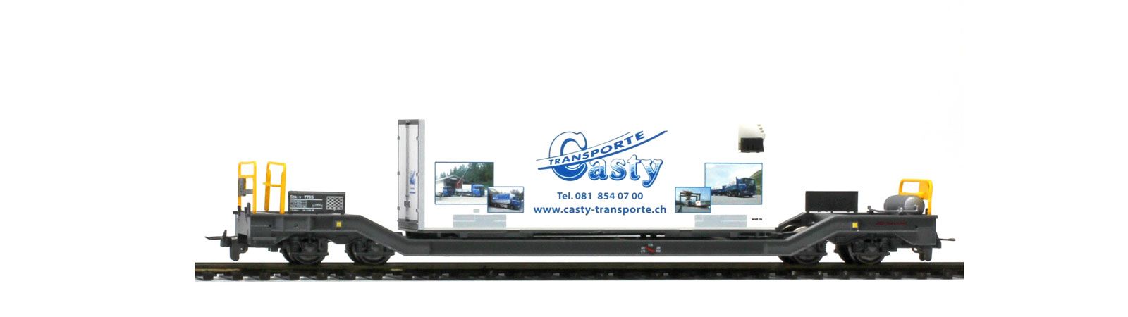 RhB Sbk-v 7705 mit Kühlcontainer "Casty"