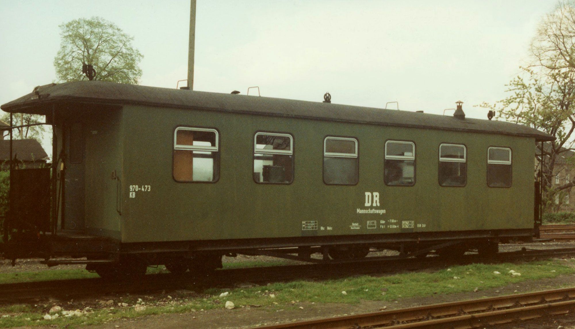 3020890 Bemo - DR 970-473 Mannschaftswagen - Spur H0e