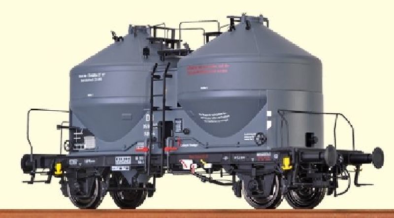 Staubbehälterwagen Kds 54 359490 der DB, mit Bremserbühne, Epoche III