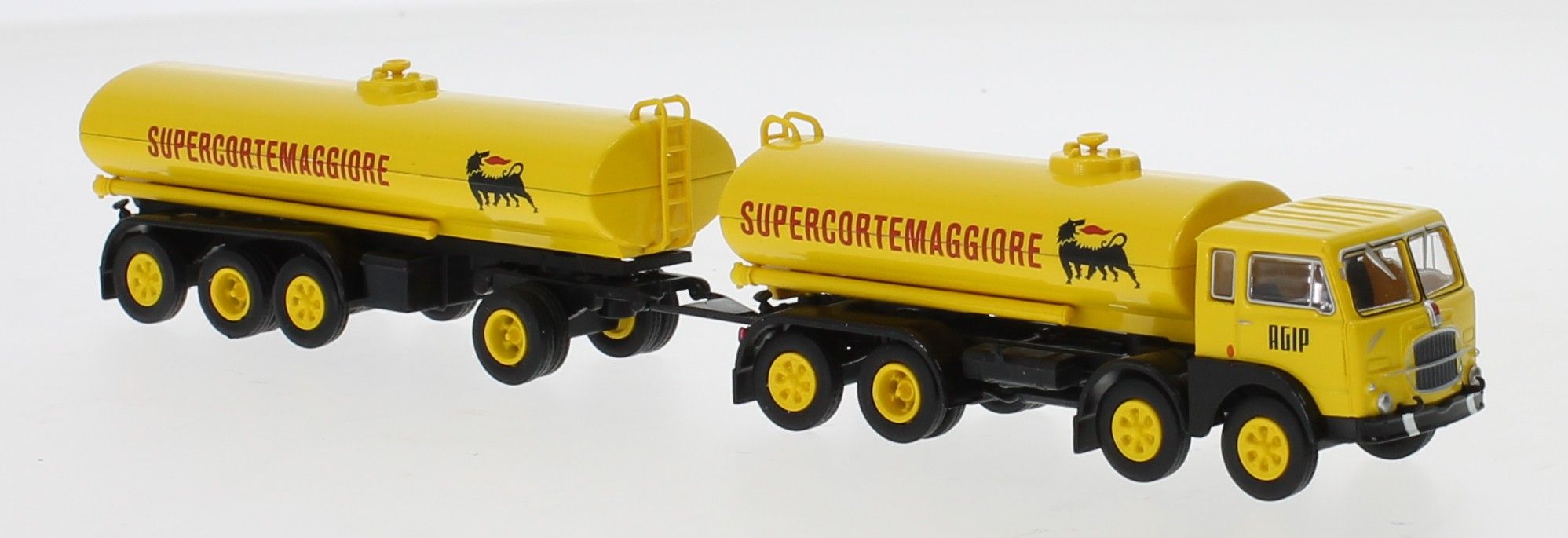 58452 Brekina - Fiat 690 Millepiedi Tanklastzug Agip - 1:87