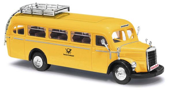 41013 Busch - Mercedes O-3500 DP Fahrschule - 1:87