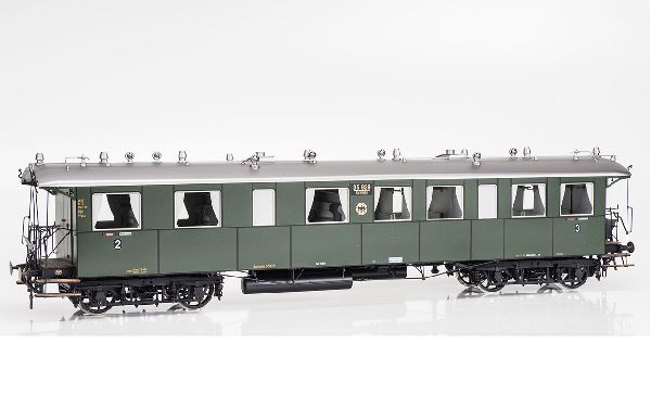 Bausatz lackierte Teilesätze / 4-achsige Bad. Schnellzugwagen