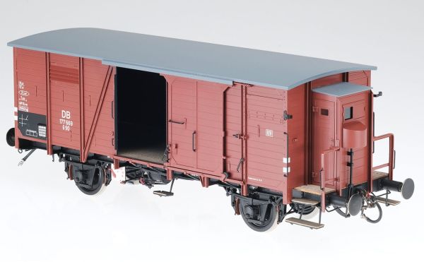 mit Fine-Scale Achsen, gedeckter Güterwagen G90 mit Bremserhaus