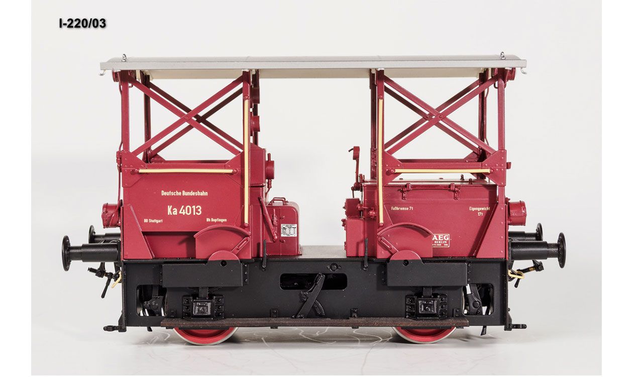 Art.-Nr.: I-220/03   DB Epoche IIIb, Ka 4013 Bw Aalen / Bh Bopfingen Fabriknummer AEG 4559 Aufbau rot, 3-Licht-Spitzensignal Hülsenpuffer mit diagonalen Streben Mit Warnstreifen an Pufferbohle