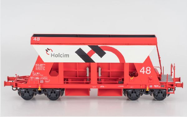 Holcim Blutorange - RAL 2002 in Betrieb