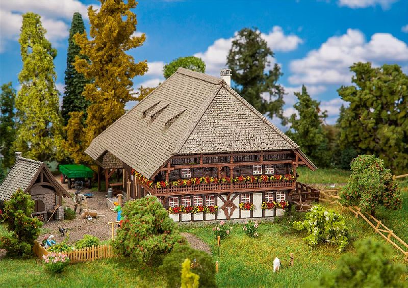 130576 Faller - Schwarzwaldhof - Spur H0