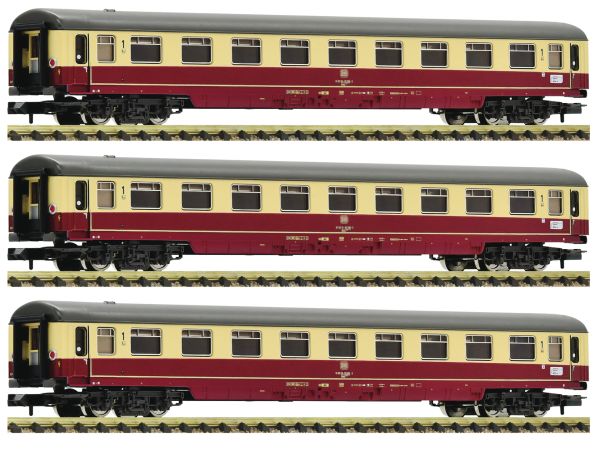 3-teiliges Set Nr.1: Wagenset aus drei Abteilwagen 1. Klasse, Gattung Avmz 111, für den Autoreisezug „Christoforus-Express“ der Deutschen Bundesbahn. Ausführung mit roten Schürzen und grauem Dach