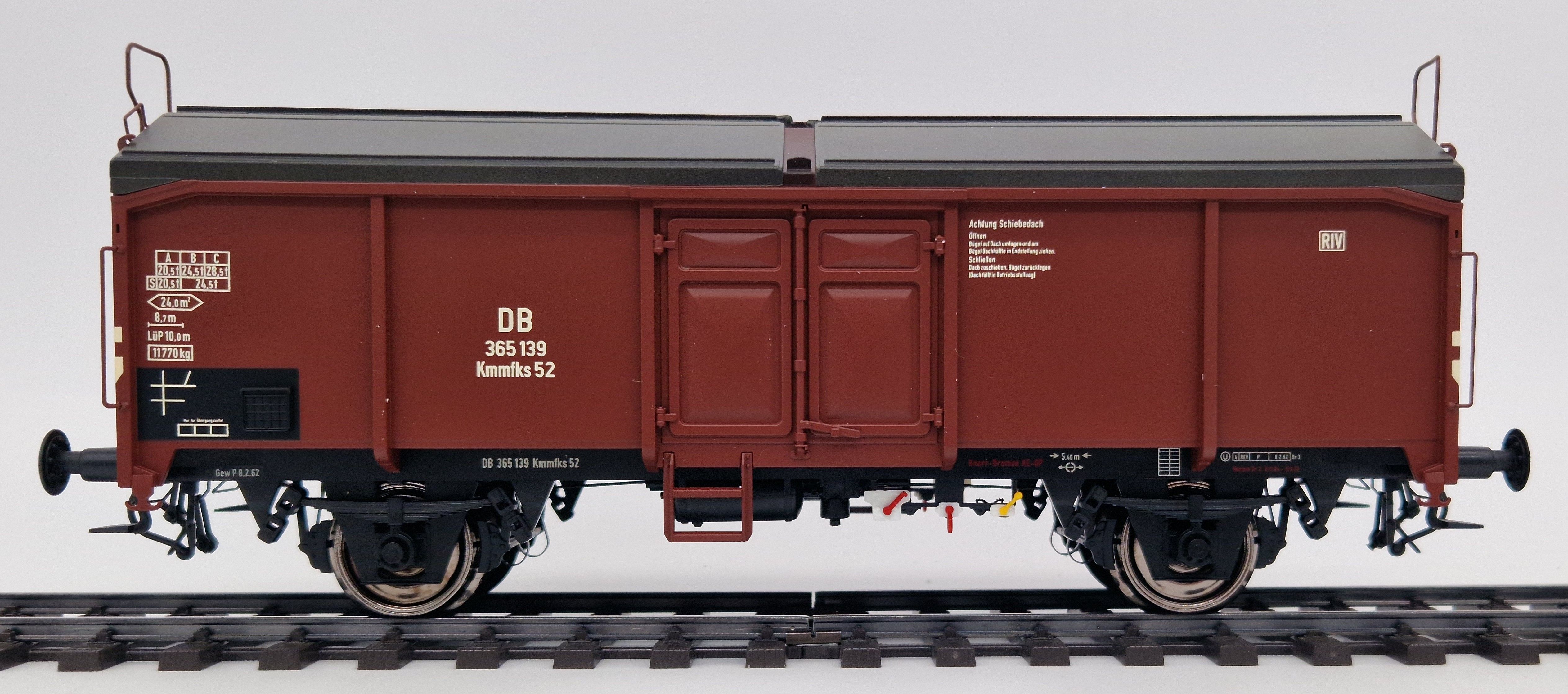 20312 Huebner - ged G�terwagen Kmmfks 51  DB, Ep. III - Spur 1