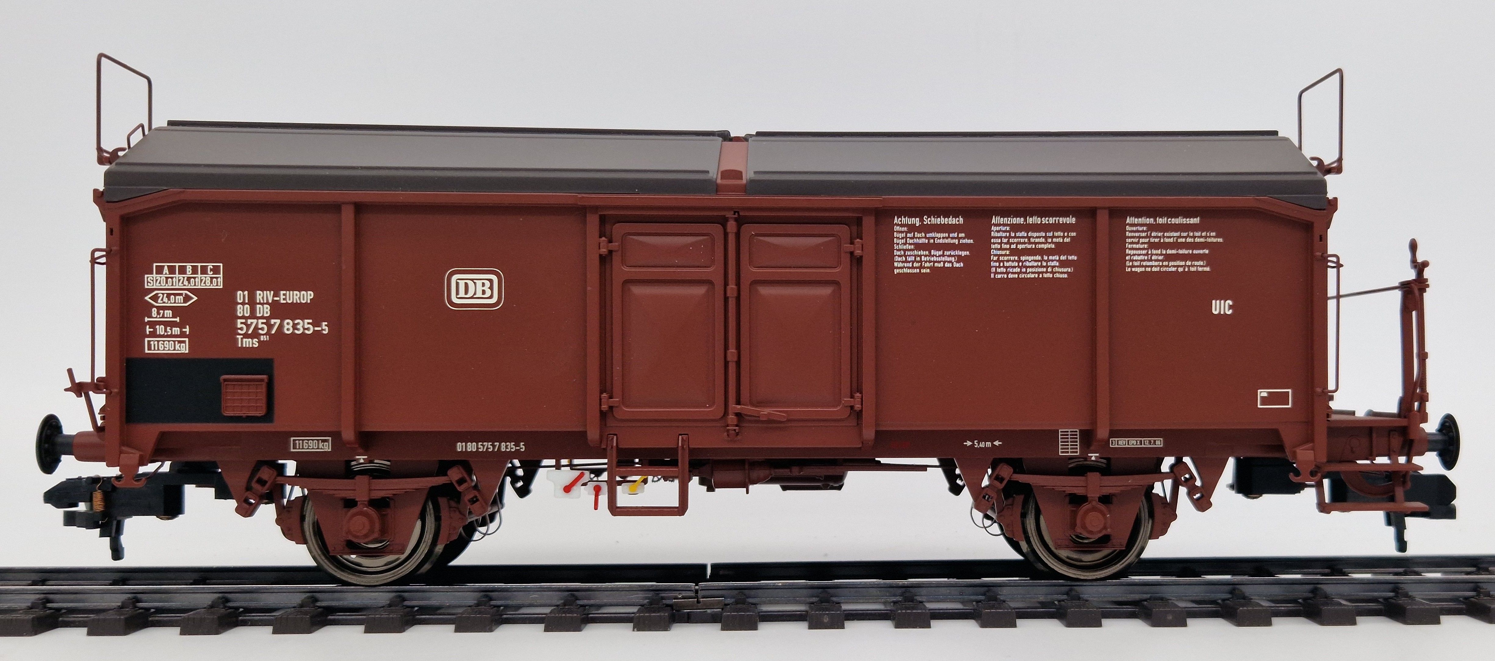 20334 Huebner - ged. G�terwagen Kmmks 51 - Spur 1