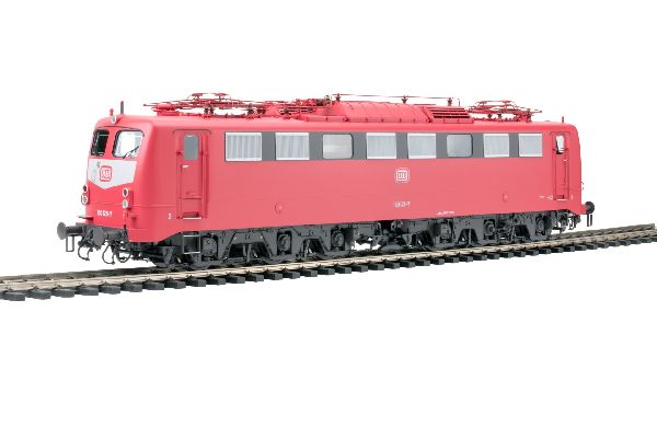 KM1 E 50 E-Lok Spur I 
	   BD Essen Bw Hagen Eckesey, senkrechte Lüftergitter, 1 Einzel-, 2 Doppellampen, RAL 3031
