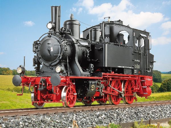 3xPetroleumlaterne,niedriger Kohlekasten mit Deckel, o.Glocke, o. Turbogenerator.