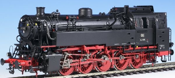 108204 KM1 - BR 82 003 DB EpIIIb NEM Klima- Dampflok - Spur 1