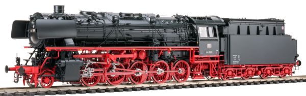 BD Kassel/Bw Kassel, Witte-Windleitbleche, 3-fach DB Lampen, ohne Schürze, mit Indusi, Ölfeuerung, Öl-Tender 2'2'T34. Glockenankermotor, 3-Zylinder-Triebwerk, Multiprotokoll Decoder und Hifi Soundmodu