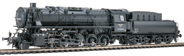 RBD Hannover/Bw Ottbergen, Keine Windleitbleche, 2-fach DRG Lampen, ohne Schürze, ÜK-Führerhaus, Scheibenvorlaufrad, Pumpen vorneliegend, Wannentender 2'2'T34, Schwarzgrau RAL 7021, Beschriftung "ÜK"