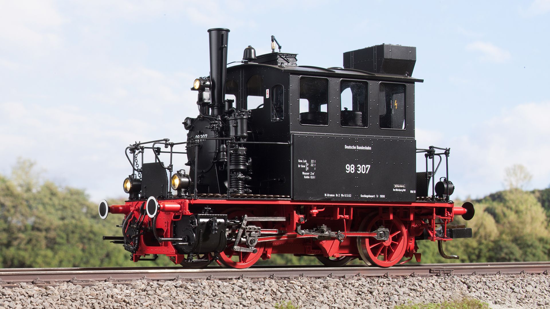 169836 KM1 - Glaskasten BR 98 307 DB Ep. IIIb schwarz/rot - Spur 0