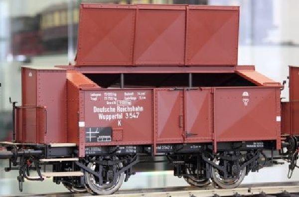 200612 KM1 - Klappdeckelwagen K 06 M�llwagen DB IV   (A)  +  (B) - Spur 1