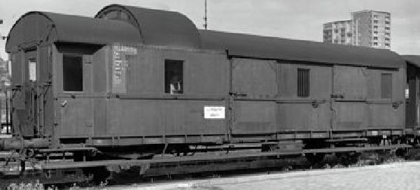 202909A KM1 - Einheits-Packwagen Pwi-29 DB IIIb flaschengr�n - Spur 1
