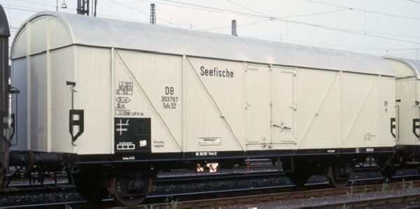 203223A KM1 - K�hlwagen Seefische DB Ep.IIIa weiss - Spur 1