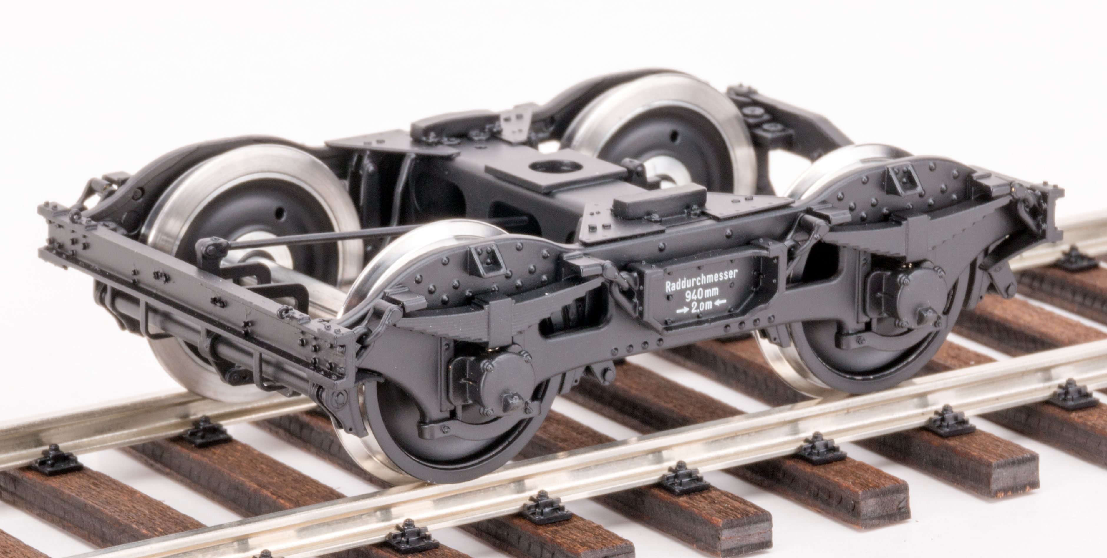SCALE, gefedert, kugelgelagert, aus Messing und Edelstahl handgefertigt