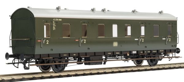 B (ex BC-21) DRO Ep. IIIb 2./2. Kl,Einheits-Abteilwagen D-21. Beschriftungsvariante A, B, C. Premium Edition aus Messing und Edelstahl. Innenbeleuchtung schaltbar, Federpuffer, Schraubkupplungen austauschbar, Kurzkupplung mit Kulissenf