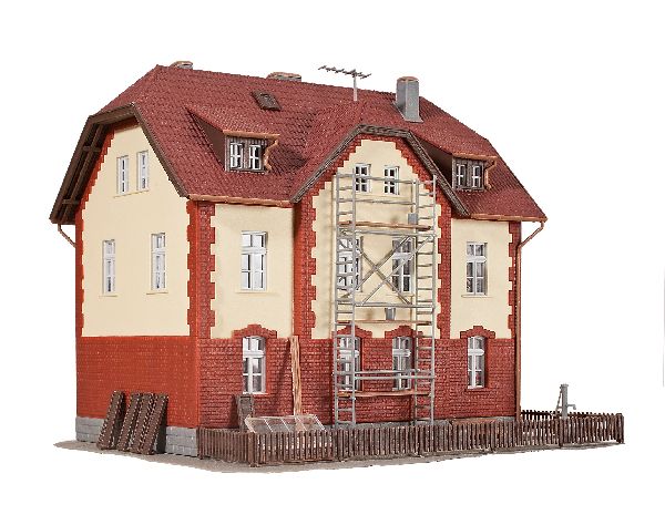 39315 Kibri - H0 Eisenbahner Wohnhaus mit N - Spur H0