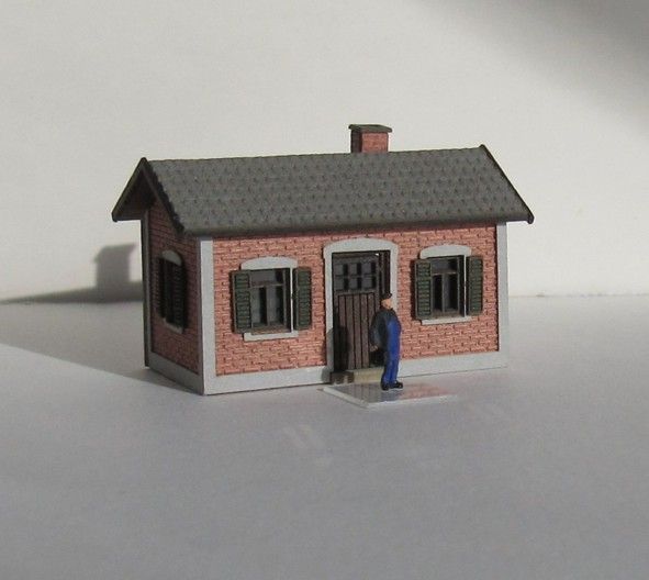 N1601 Laffont - Nebengeb�ude mit Ziegelfassade - Spur N