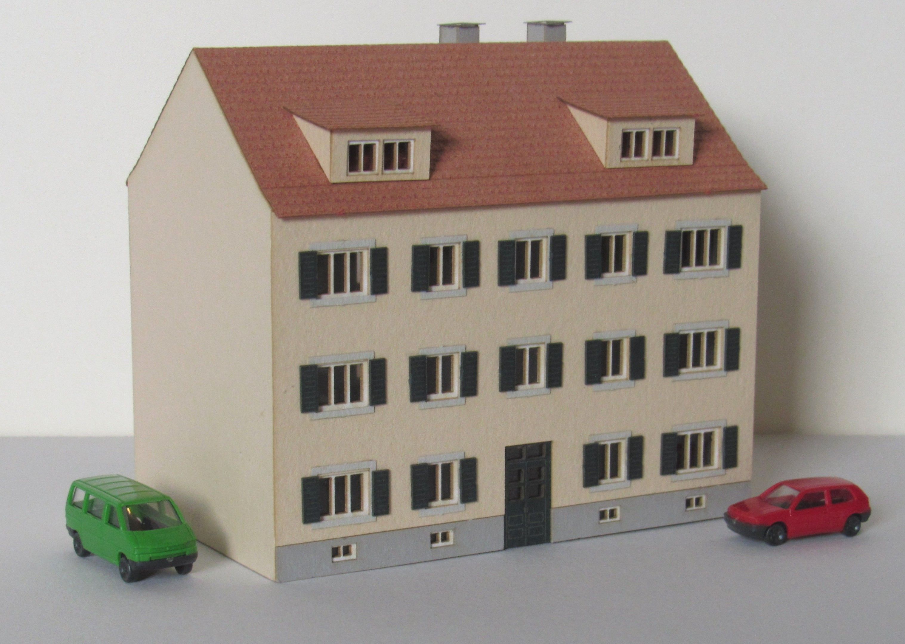 N2201 Laffont - 3-geschossiges Stadthaus - Spur N