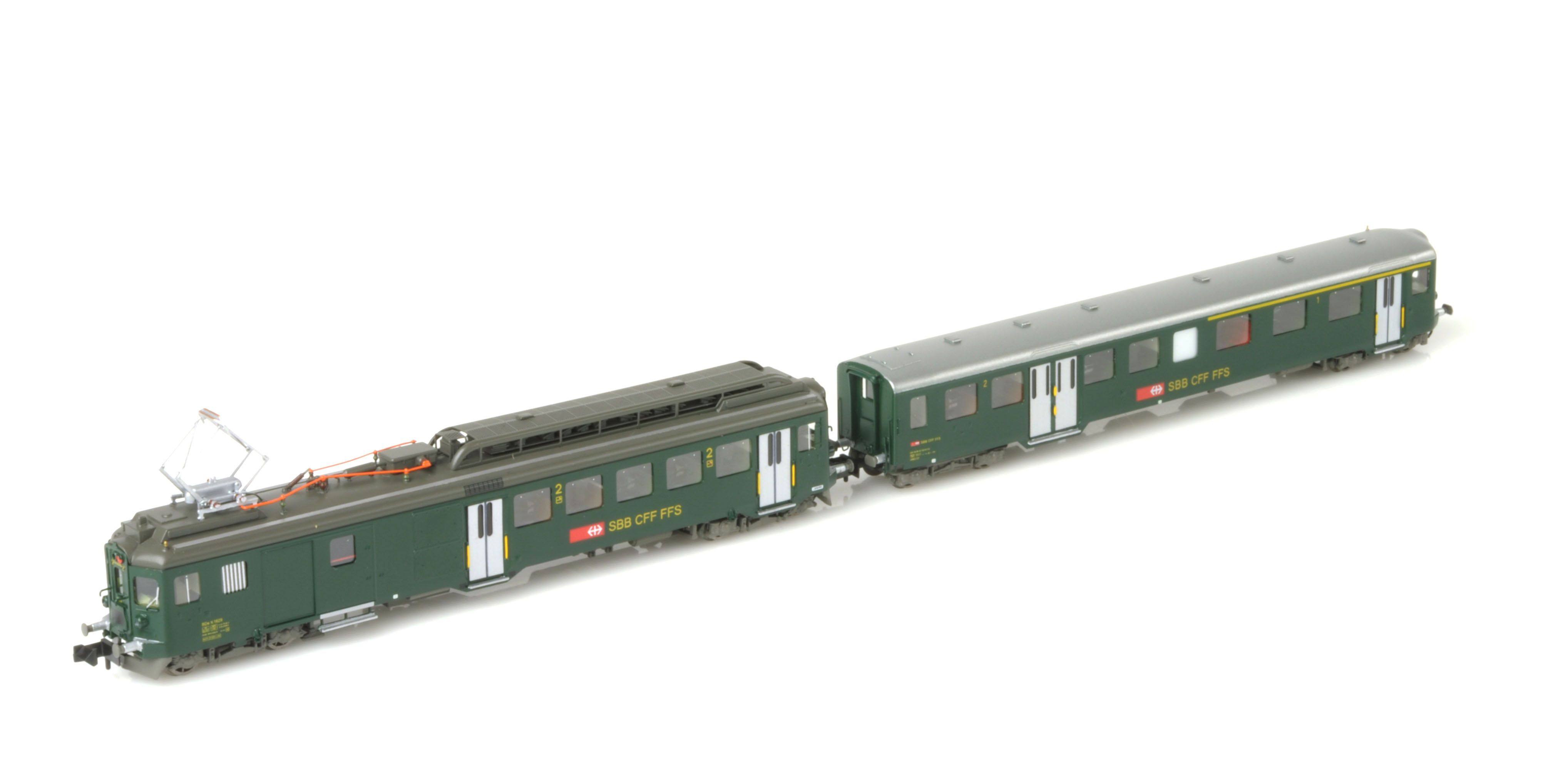 neus SBB Logo, Zustand ab 1983, mit Steuerwagen ABt 917, Ep. IV, Grün